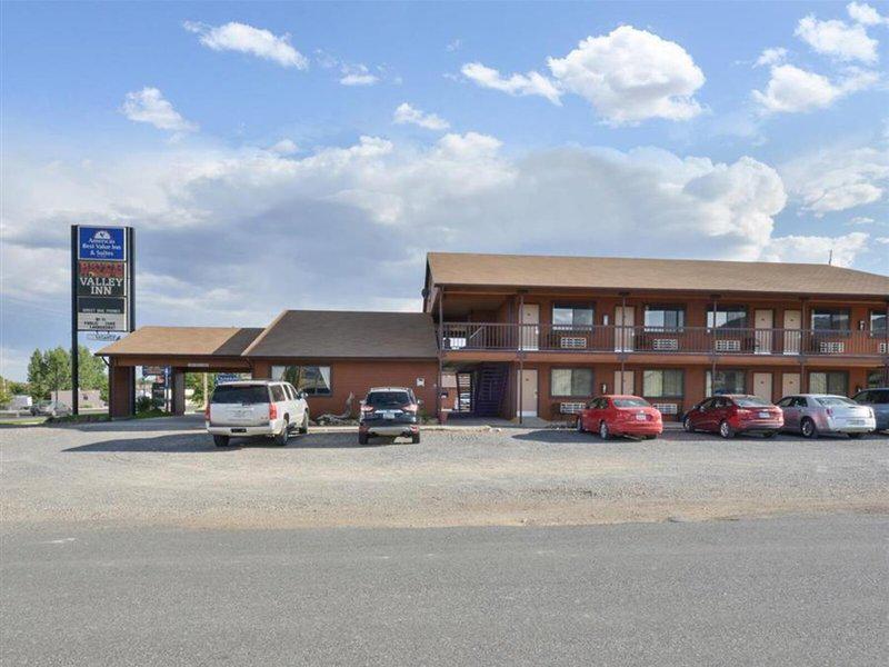 FEB4CF76DE4B764A453BF3E240EB54D4