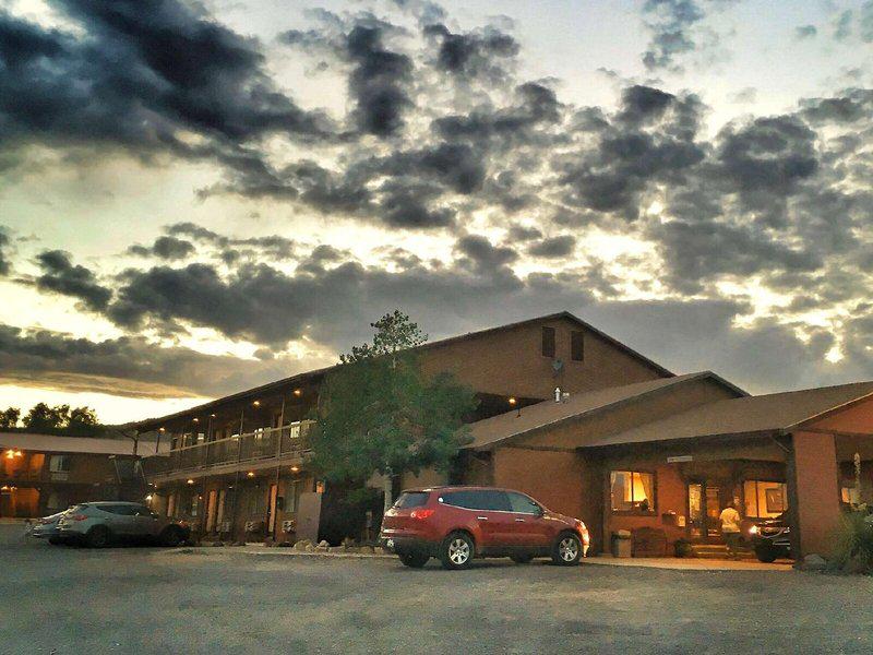 F3CEADD50758E2D2F55F3741704D0F18