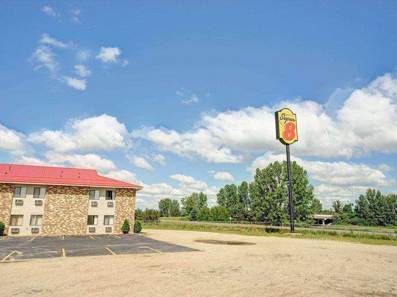 D94522085E83D64EE25F38834516F00E