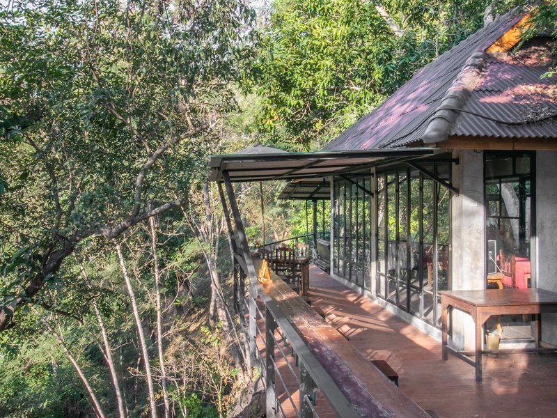 09806F7A39DA8A7B4C8F3C9E688979BC