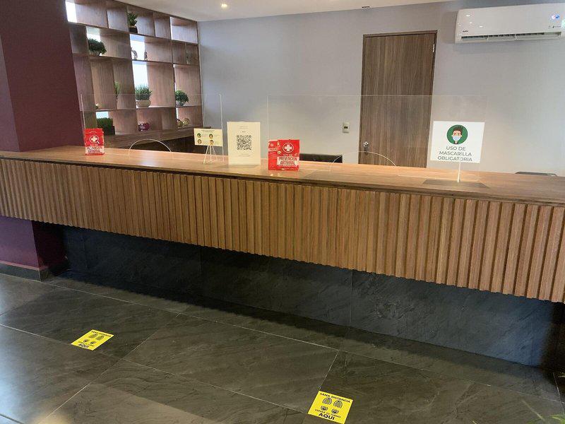 101395F838E4EA74D4B510F6165C7444