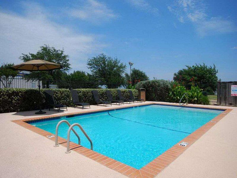 962D01B4F8A88E3202B1EEE95A6975E8