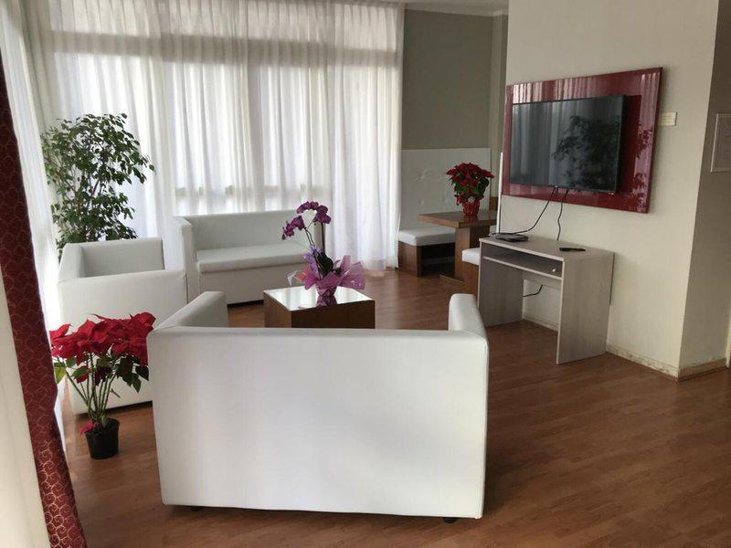 C1267263AF85FE58701EC2A37DF13ECC