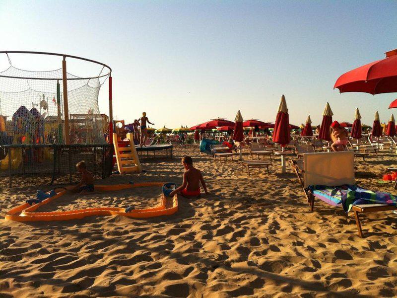 85D86893613F9AA67A2728227BBDECC1