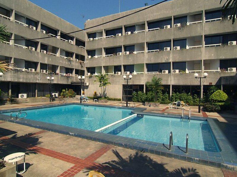 D2A9ECB9830C079645C8D34BEA24F8F5