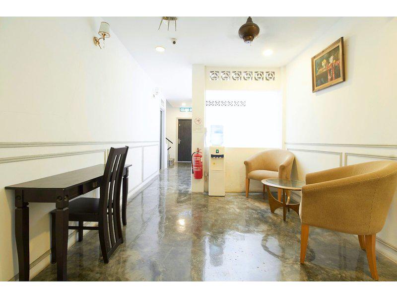 F2D1BFE3093B16A8938F402611CEF636