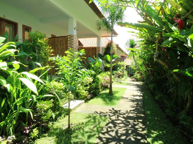 D6665C0CAB65A2F0A6193DC181817214