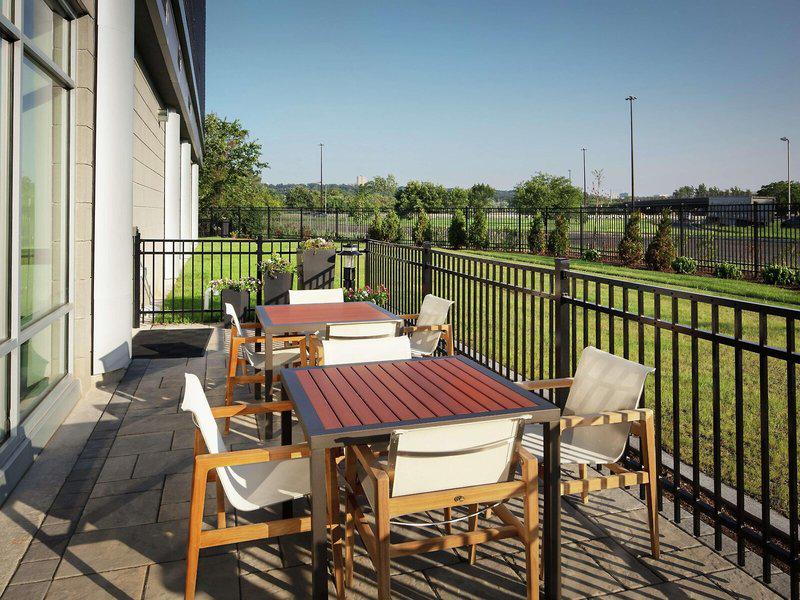 6CB5E2A57426B8EB8203D3BABD1B4F38