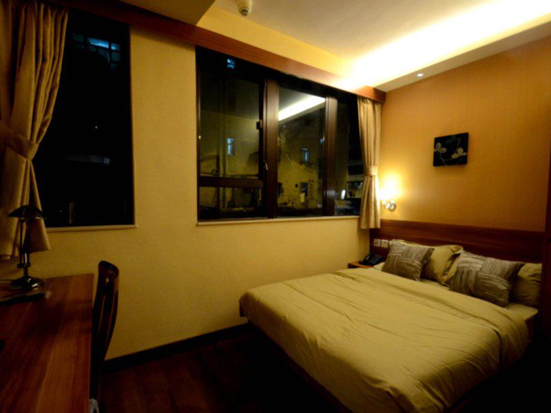 7722F88444887AF0FB9BA1D651ED5C06