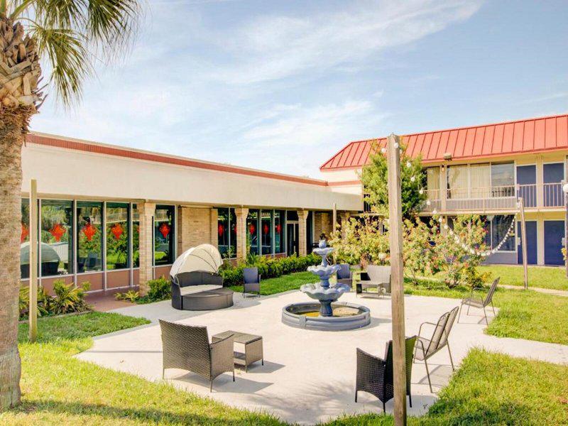 4A77FB35C0997A6BD3FCF5F6467CC352