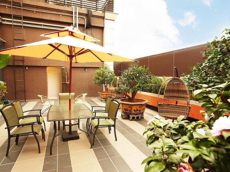 988EA52070BBE23C7564A33DE8B057F4