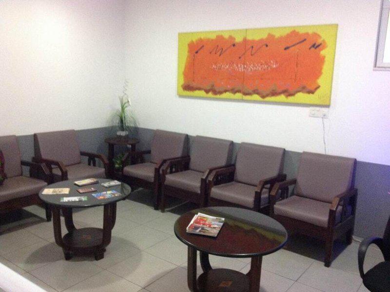 EAEABF5E6C30F2906596AF0300E6FC7F