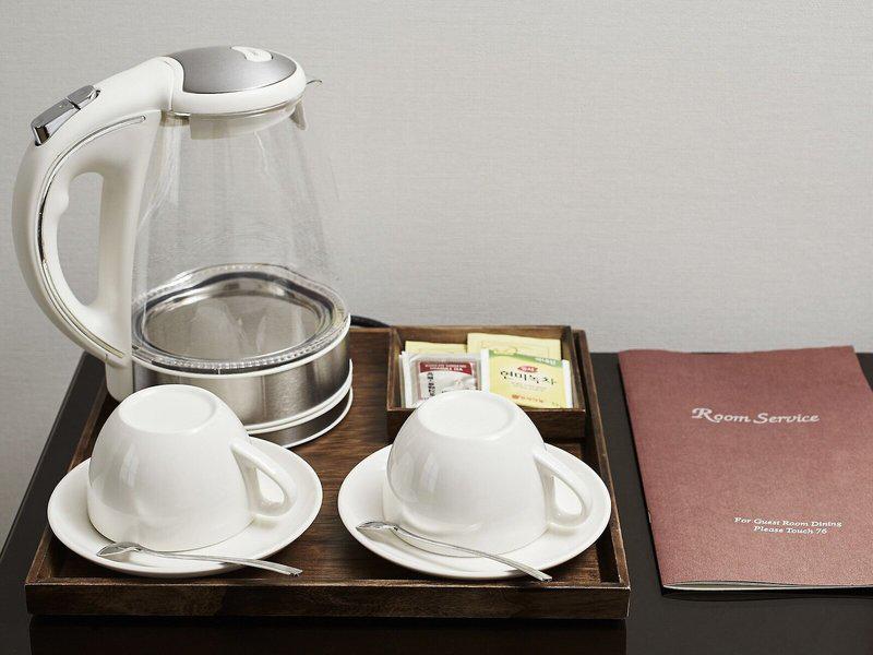 CC2AD6AC44C36D9AE3A345ADA7F6C16C