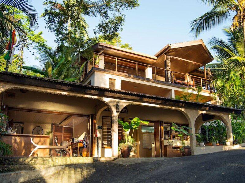 7E767955699CE2C8B11393AE3750561F