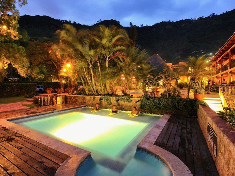 27AFA8A2B1C89FC9DDED18681FB1FC72