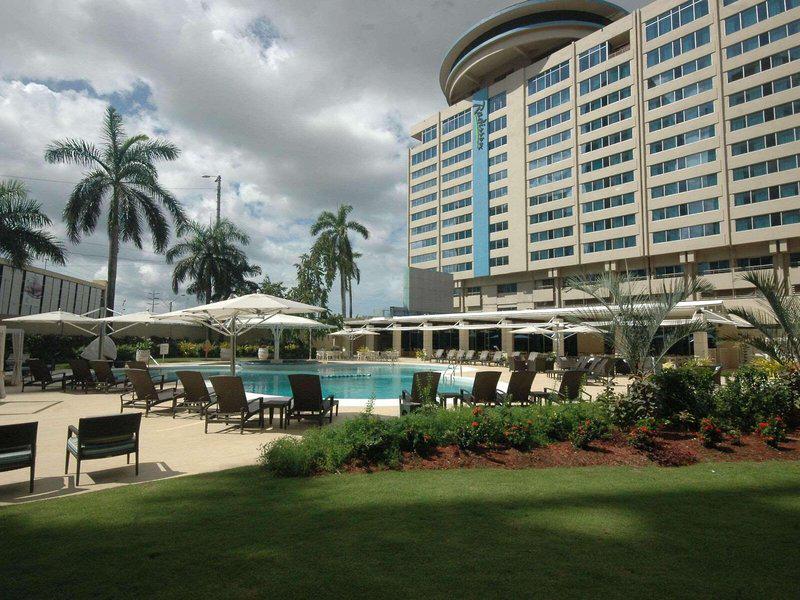 B15DCD3793F25C9DE50C4113CA2D6CDE