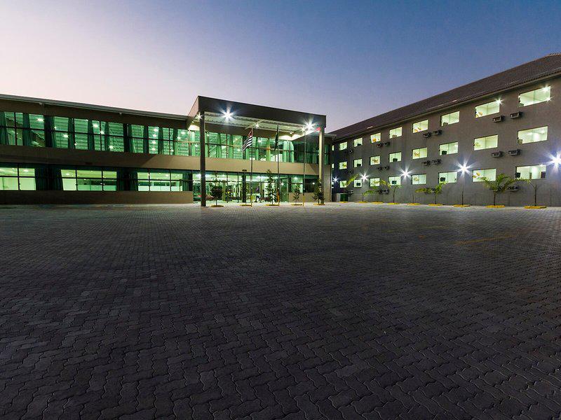 D73FB6B050F037AD3B0480A663C00F5D