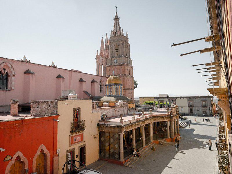 2EFD62751CD4FA85A25B2247485B92B1