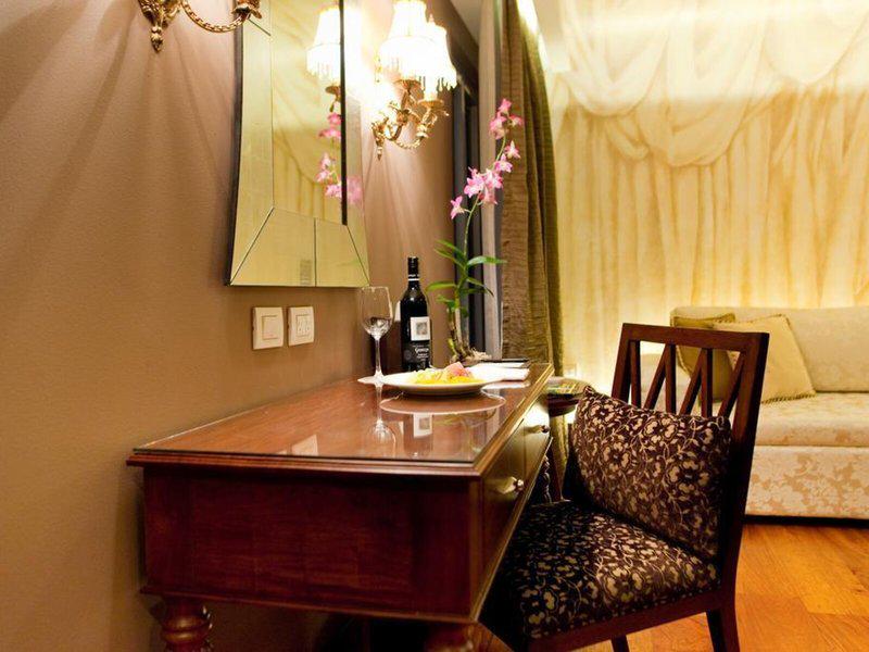 7138FEED8AB5FA4D8A8240EFC0E3046B