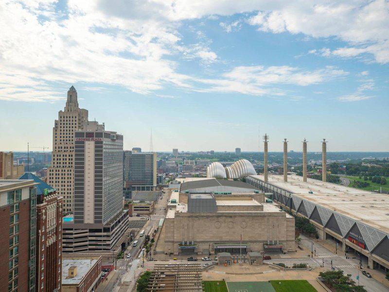 D5472D5FFD154CF479FE31F8A4D49592