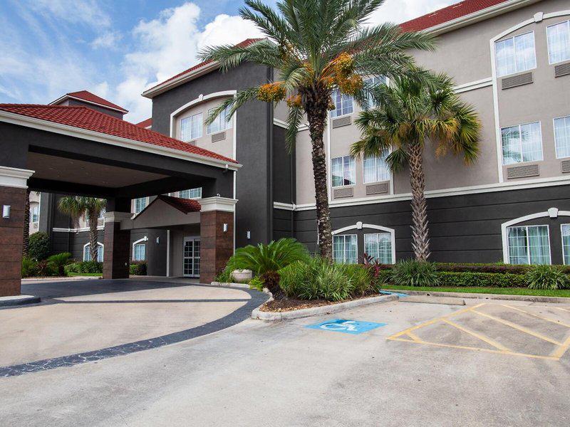 95D1485DDB18C9E48B6D59D12DBB5F91