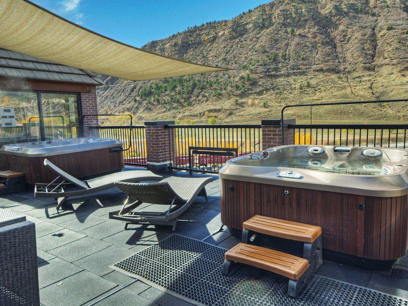 53FEA12BABAB009BE7FBE42DCDE0E507