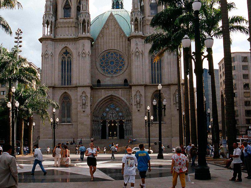 AE86A5E1D3323C6A94C0385898E7B687