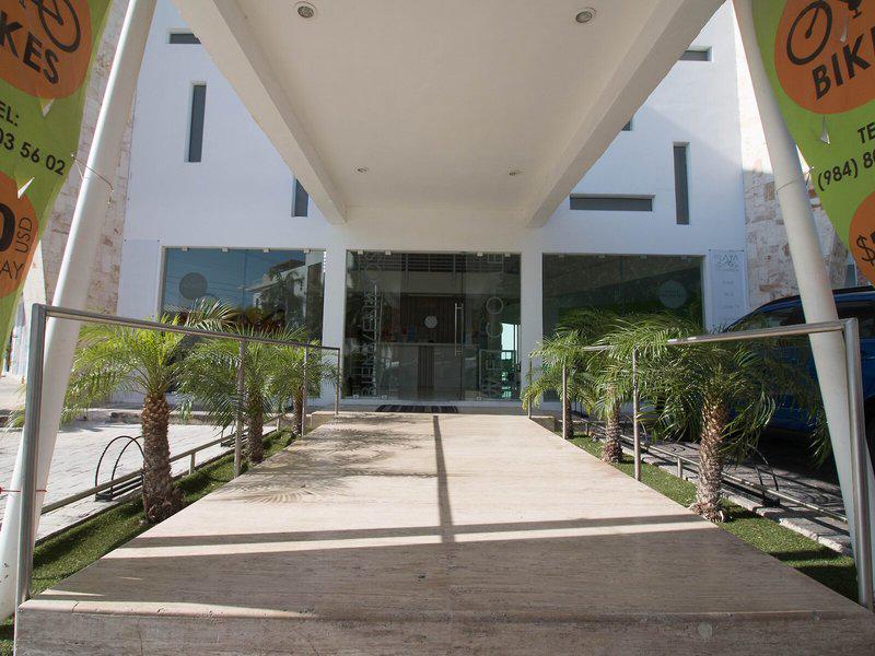 DF8A37E697AC788A83ACC2A933AF2A98