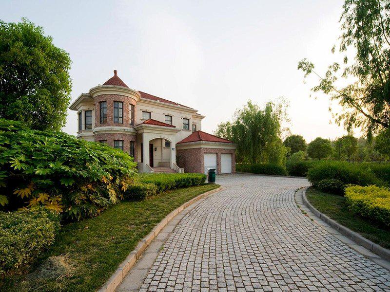 DEE032047BB75524A32C1C4287BB87A4