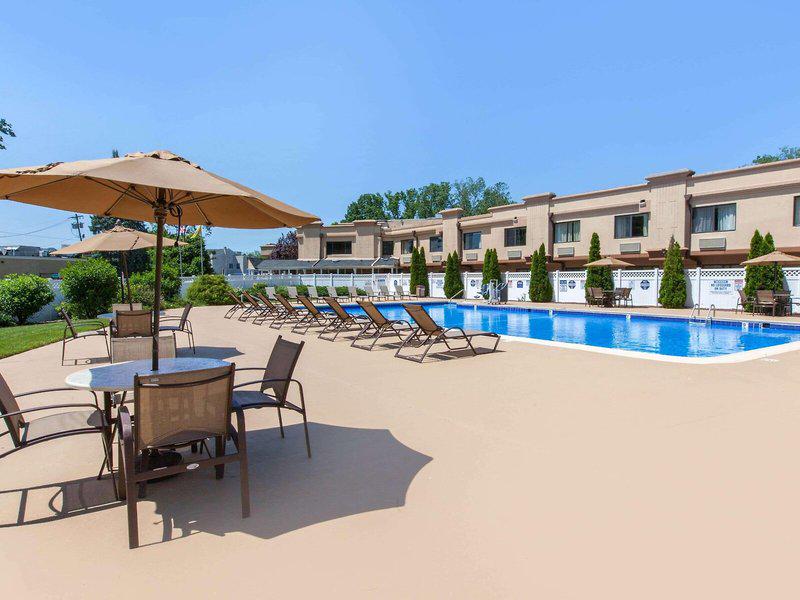 FE56FB3EB6C787F6BDC003E1EB498FE1