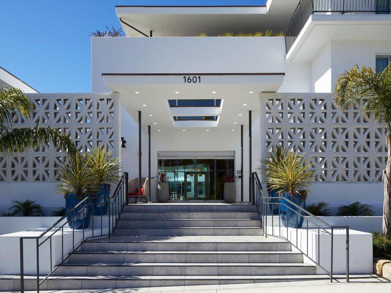 0F4A1BB302DA42F0F163FAFDE5C441E1