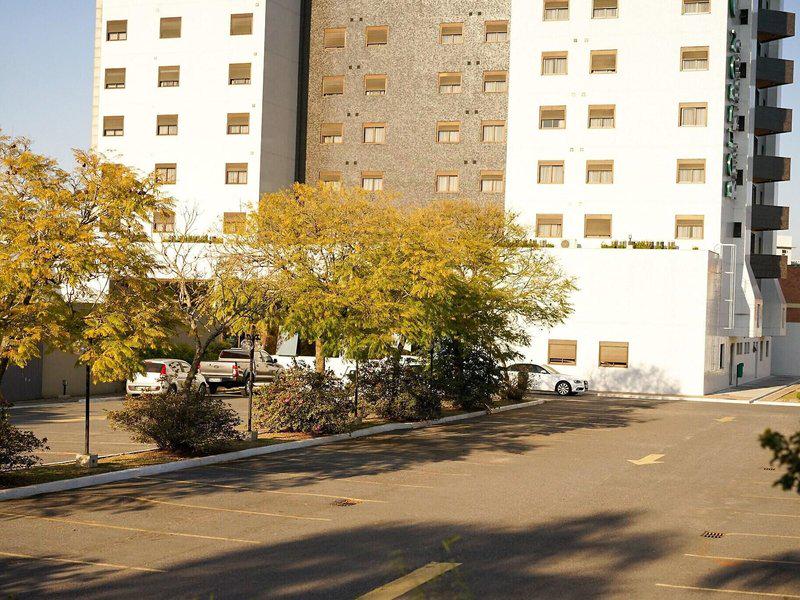 1BBDF0E5E71A421003E8204B44946D28