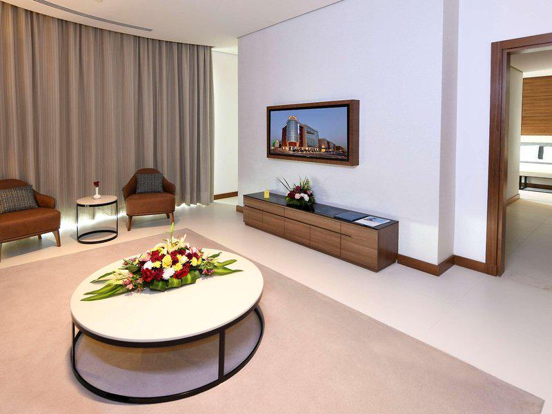 858F92811B988D4F0F8C1A55E0254130