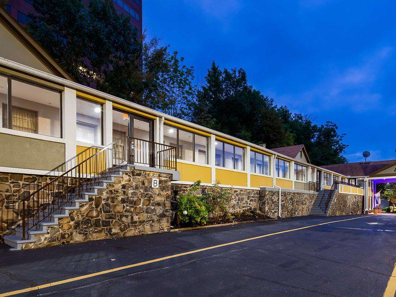 17EF422527A5DAA0D3D7C80A75742C61