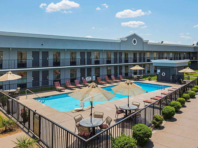 41D102B011E48D943F91B7B0C13FD3C6