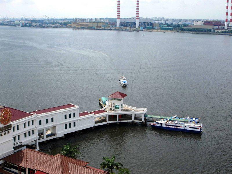 AAEC6434EC7D7BD06ACE8E34CE7C27AB