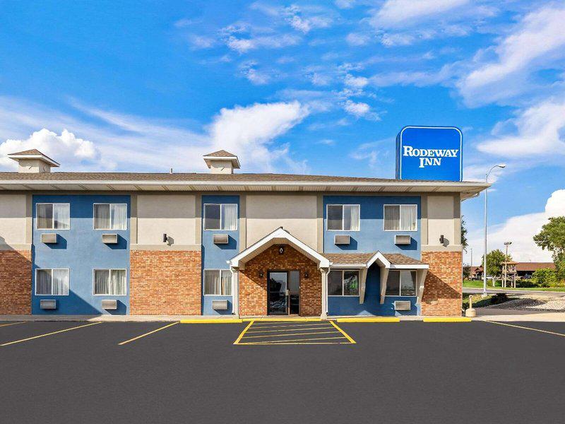 DB2B90347AEEB050D4B13F03ED6FB205