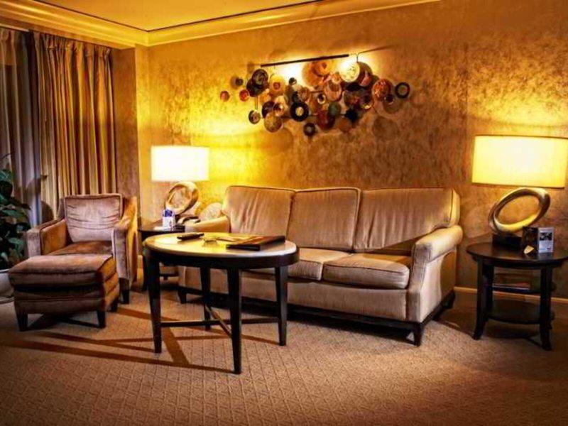 397E155484C6B53F4905D3986B65B94B