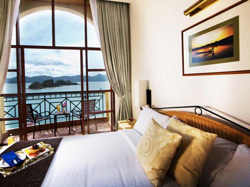 A4F99FF9950BB106A76F8FAF804D0D91