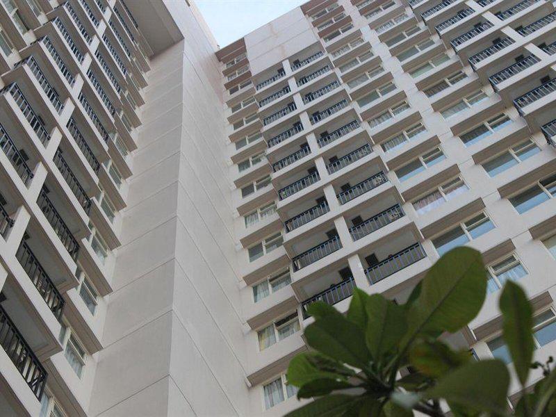 D115F81D04A0370EA2BA0BA18777F107