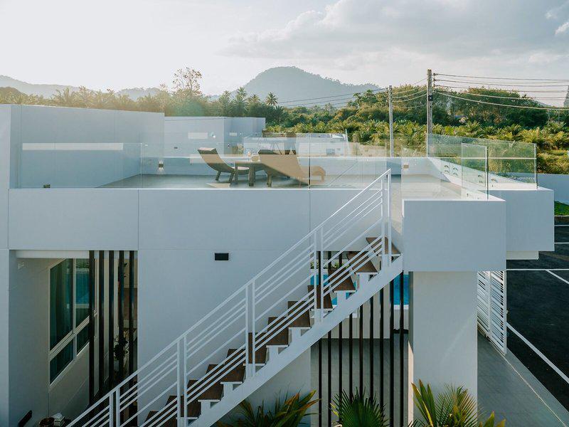 1ACF13E7BD85818AFA0281E6FAF560DC