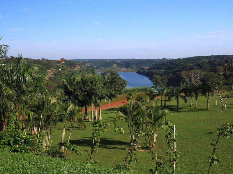 4AA92AF43492D6F1B9ABE0194342751E