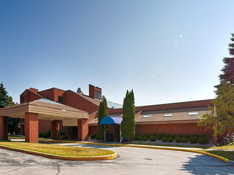 FBACB486BC35D04561DEB9F8F50B1308