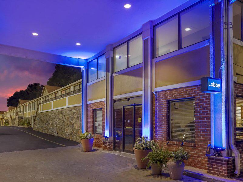 327FE8E8718223FB6CD921BB2BC856F7