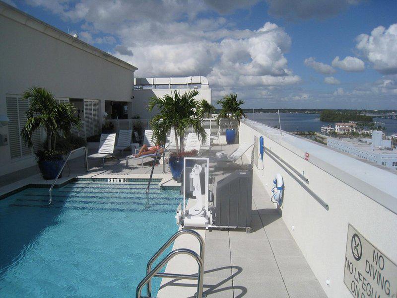 A67841C4230C38D1EE1E9FF37B0AB196