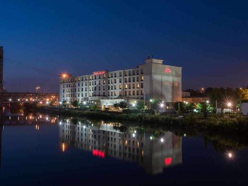 89C66758A91268265CE4206E5F3281B9