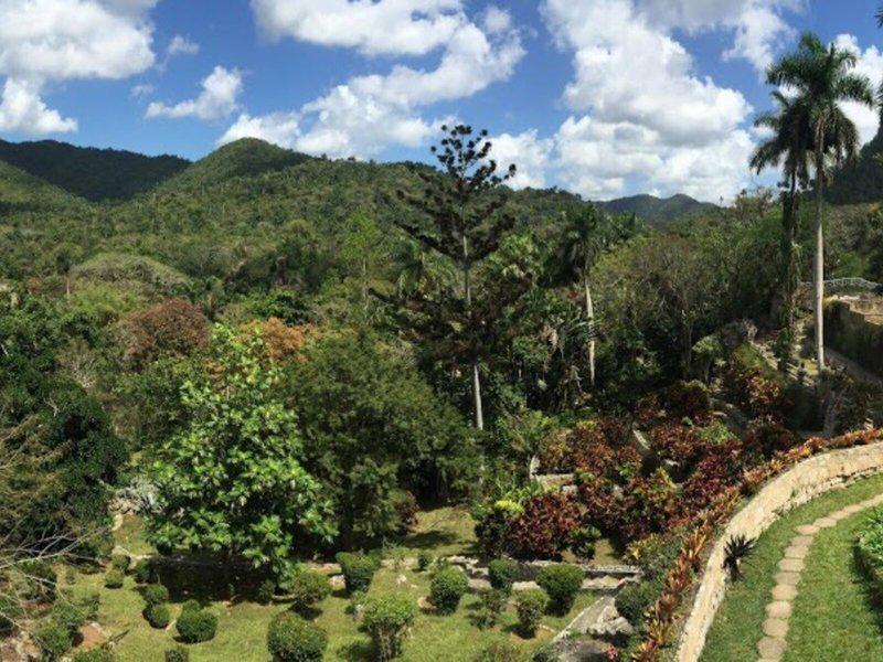 1613FD597AD81F467154AE38B688A922