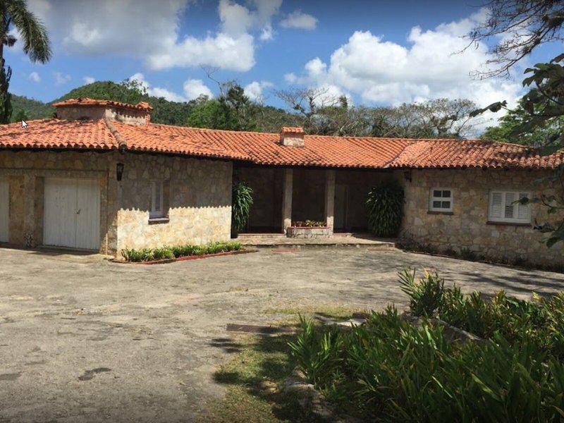 8EB70213FFD0CE8A1BA6BE14C3A3EA23