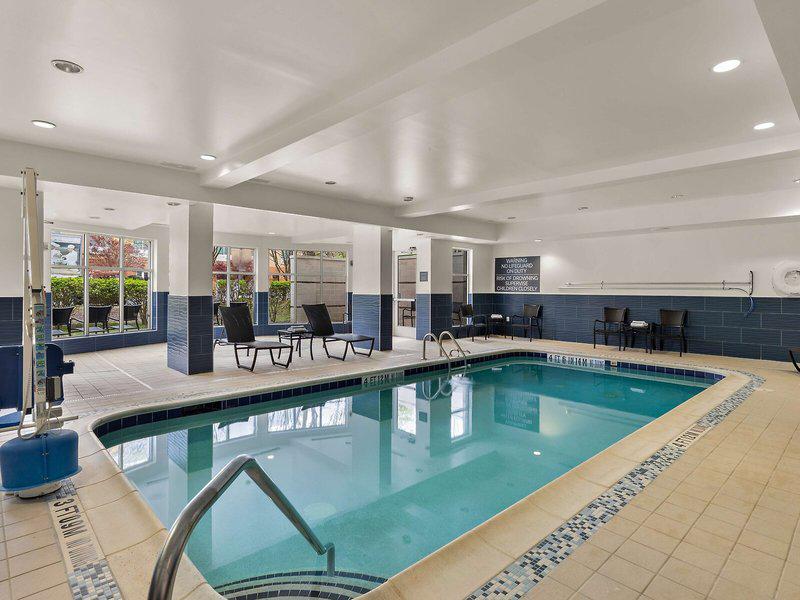 59E296C1FAA385B2EDC4F198B41DDD23