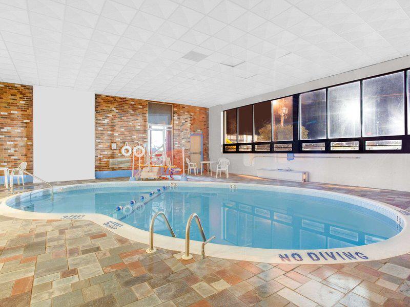 7121B7E3F7B0A6AEDE467C1F12D11E53